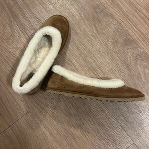 UGG Chestnut Zora Ballet Flat (like new)